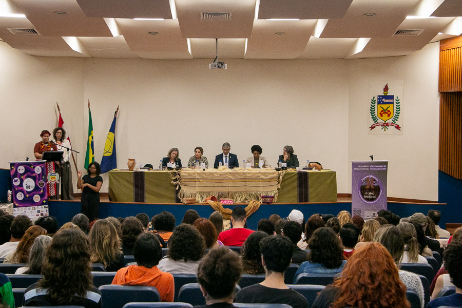 Imagem da notícia UFSC lança oficialmente o Seminário Internacional Fazendo Gênero 14, evento apoiado pela Fapeu
